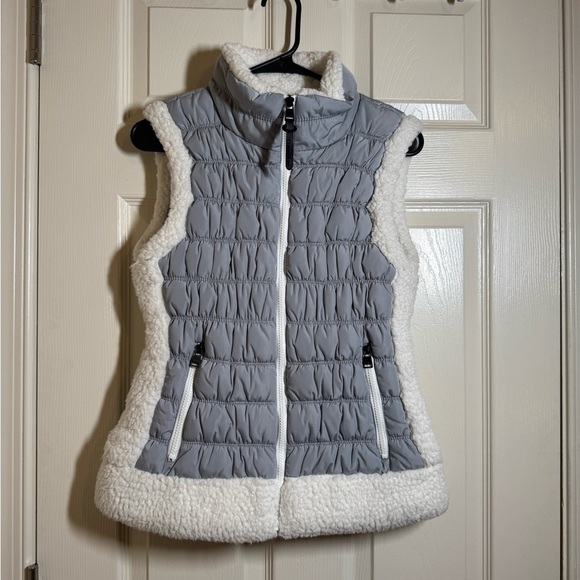 Calvin Klein Jackets & Blazers - Calvin Klein Light blue and Cream Quilted Vest
